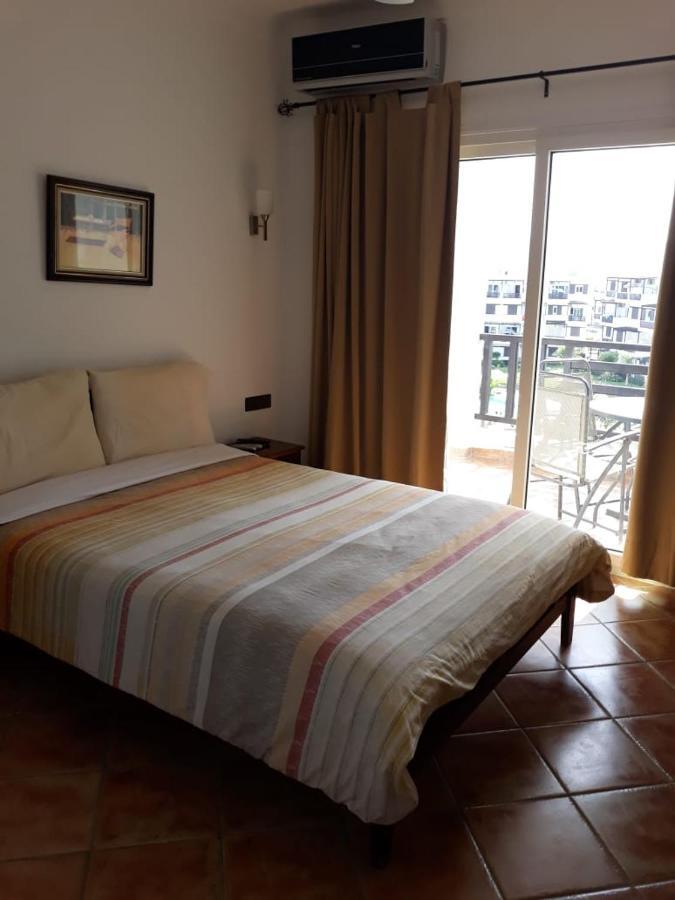 Studio Mirador Golf Villa เทโทอัน ภายนอก รูปภาพ